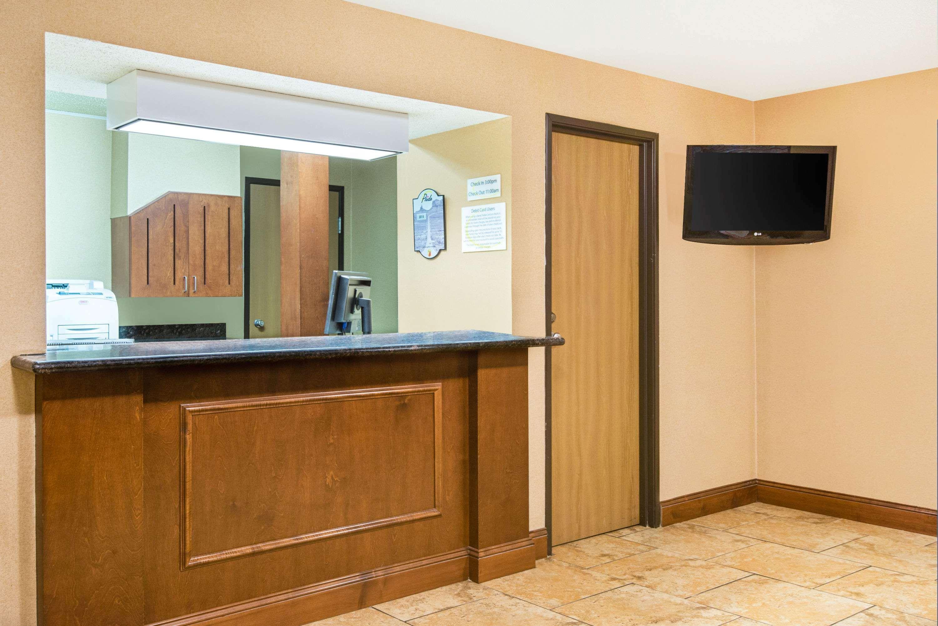Hotel Super 8 By Wyndham Ripley Extérieur photo