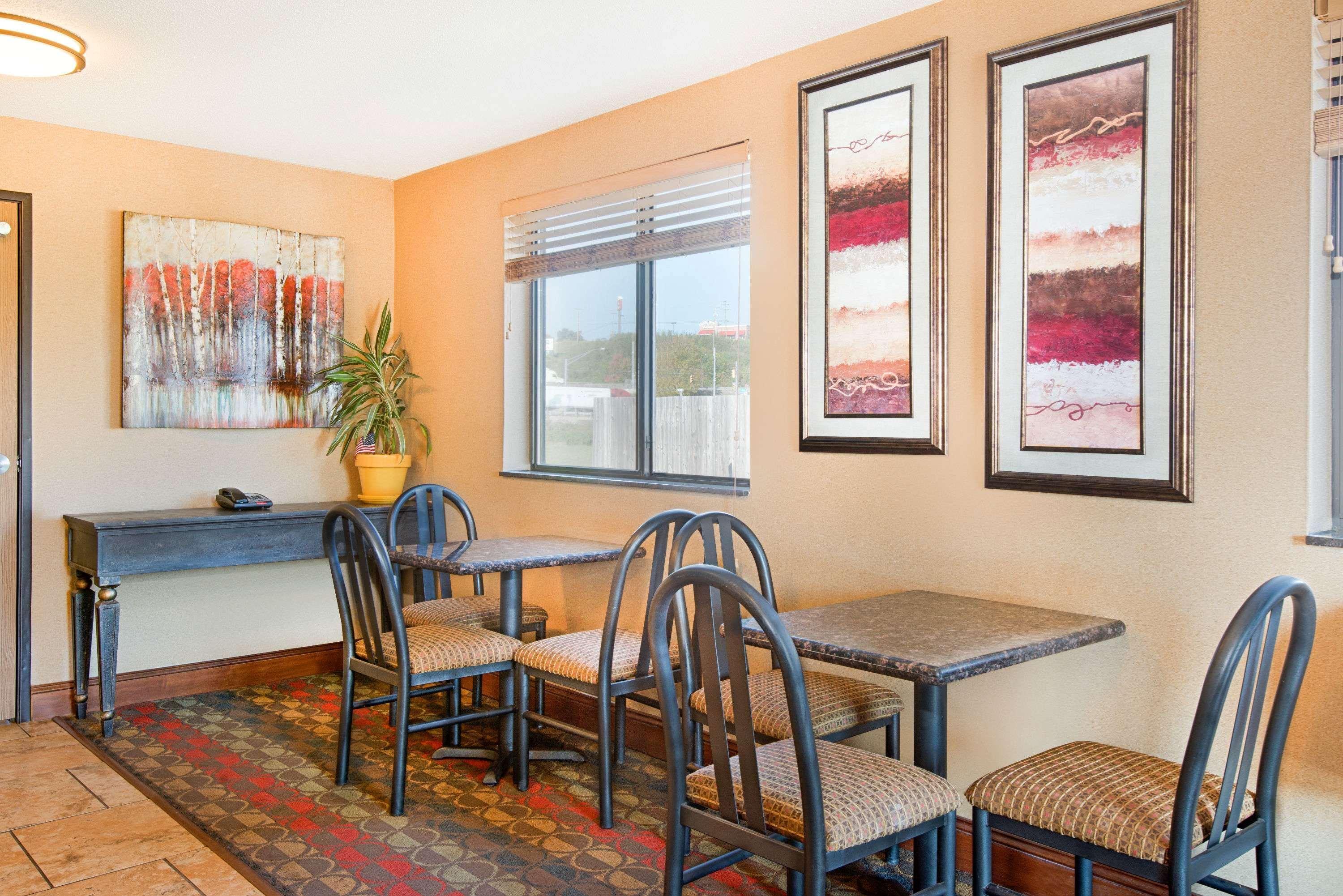 Hotel Super 8 By Wyndham Ripley Extérieur photo